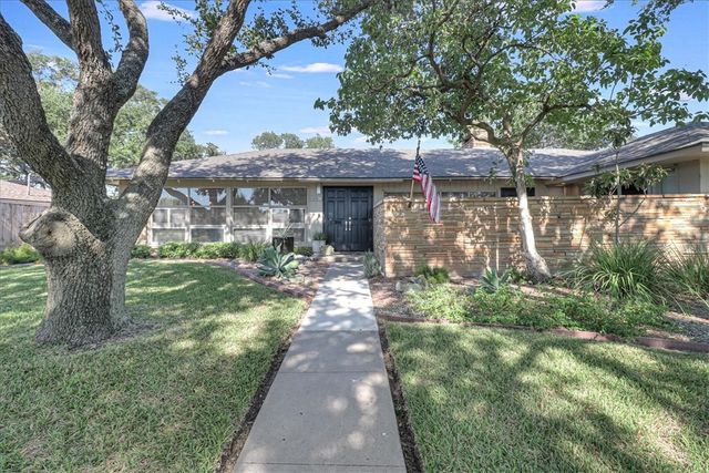 $500,000 | 418 Miramar Place | Midtown Corpus Christi