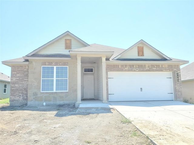 $305,300 | 1412 Lk Rdg Drive