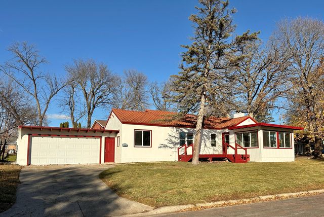 $229,900 | 206 11th Street Southeast | Waseca