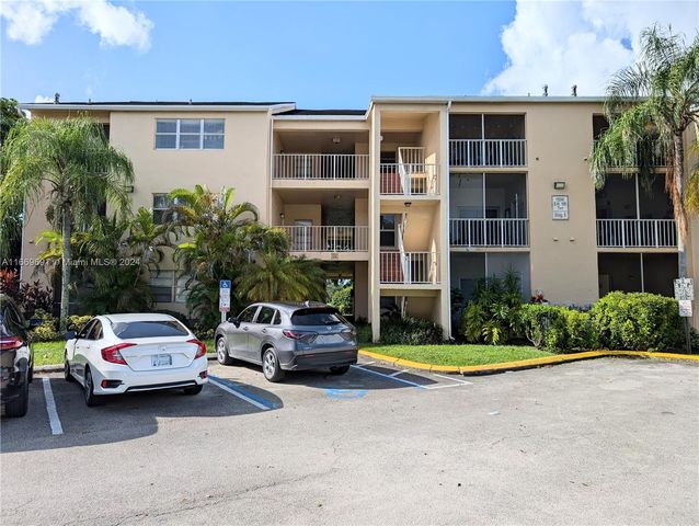 $310,000 | 15340 Southwest 106th Terrace, Unit 822 | The Hammocks