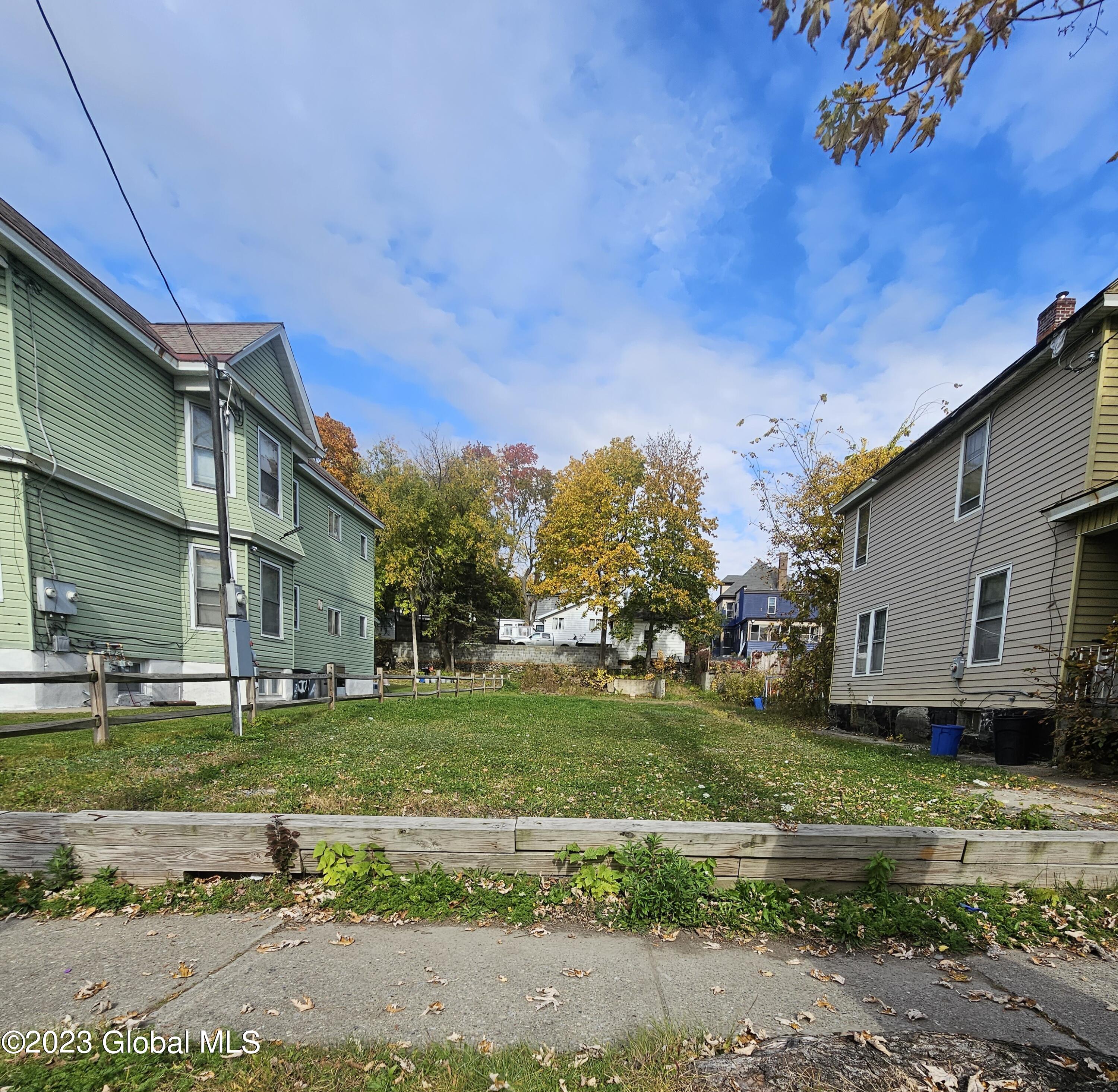 Multi- family site on bus route!