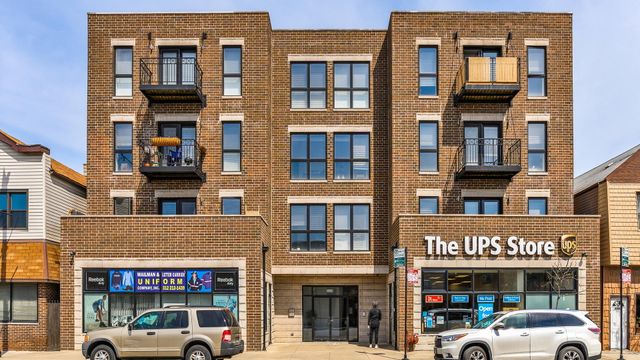 $4,699,000 | 3227 South Halsted Street, Unit 31 | Bridgeport