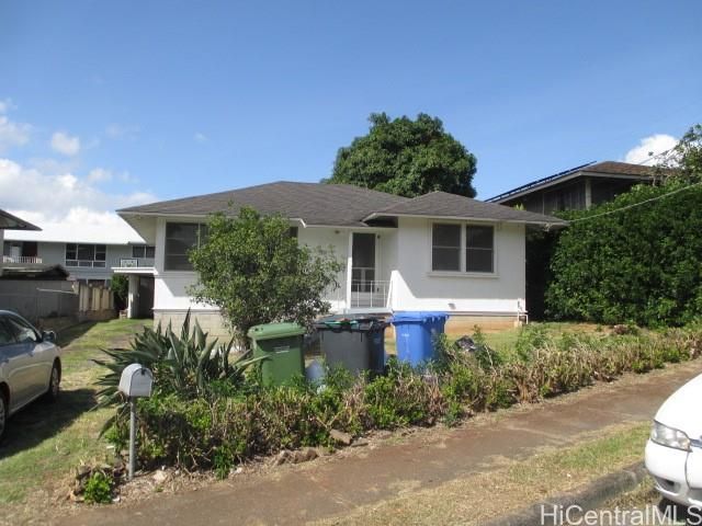 $1,700 | 1936 Bachelot Street, Unit FRONT | Lower Nuuanu