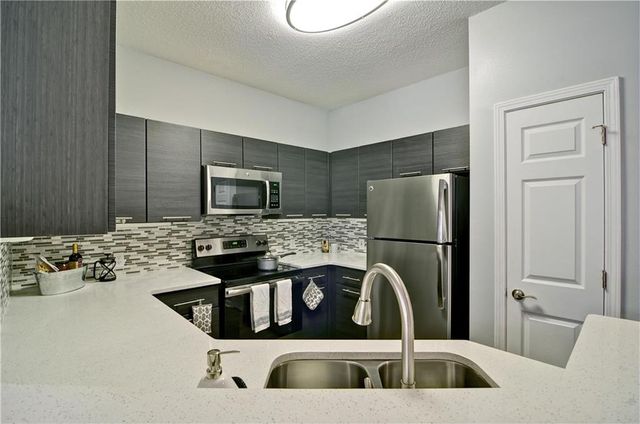 $1,544 | 1100 Park Creek Court, Unit 318 | Gainesville