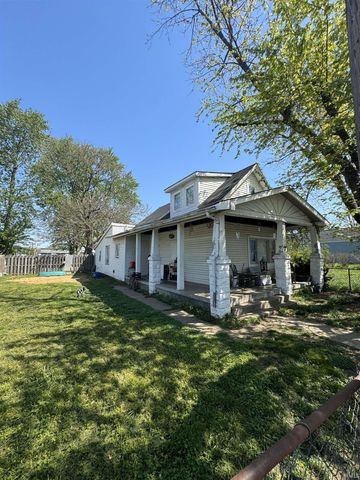 $59,000 | 1425 East Uhlhorn Street | Cedar Hall