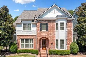 $749,000 | 255 Kendemere Pointe | Roswell