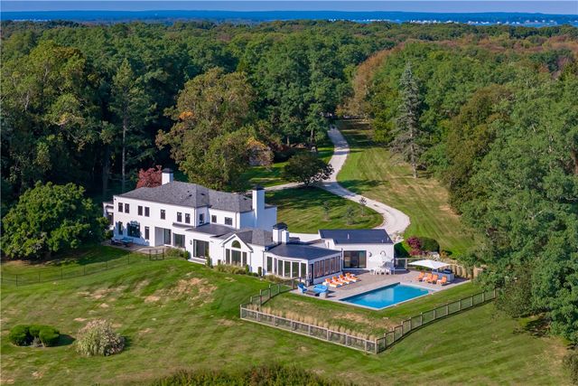 $3,595,000 | 165 Poppasquash Road | Poppasquash