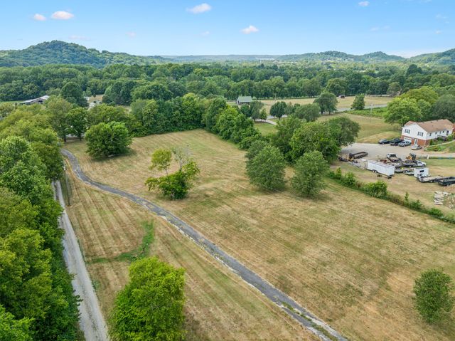 $400,000 | 0 Carters Creek Pike