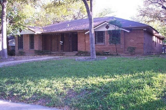 $2,150 | 1014 Medalist Drive | Polk Terrace