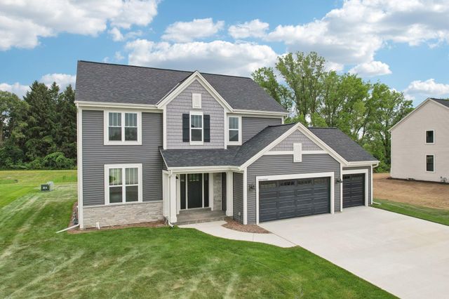 $688,900 | W251-n2321 Valleyview Circle | Pewaukee