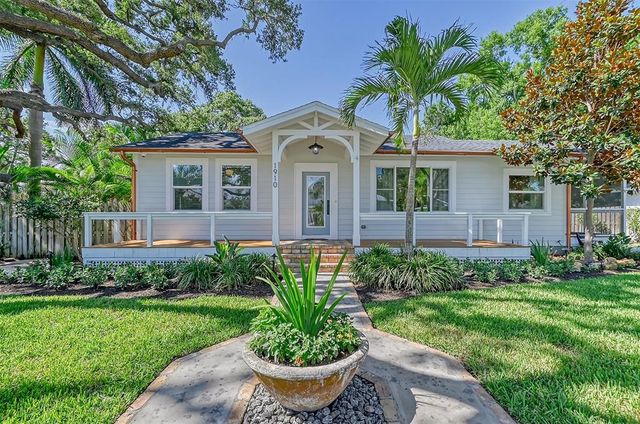 $1,875,000 | 1910 Morris Street | South Poinsettia Park