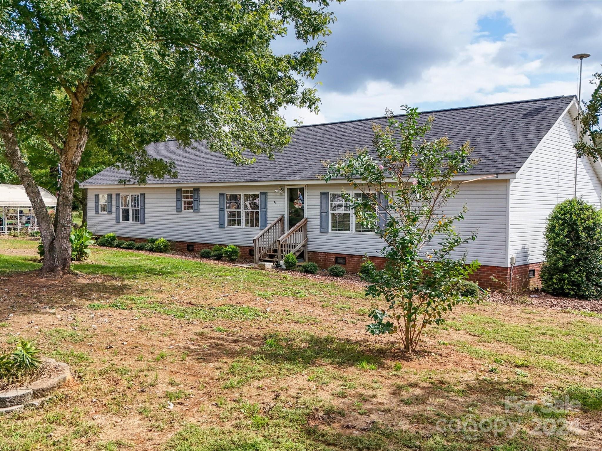 front view of house with a yard