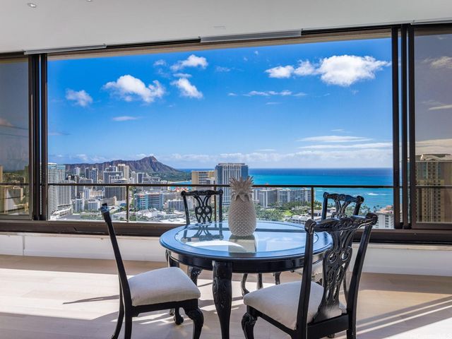 $1,699,998 | 1910 Ala Moana Boulevard, Unit 41B | Waikiki