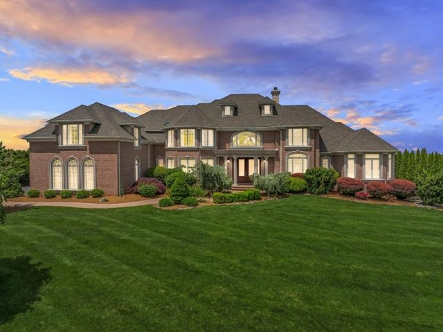 $1,683,000 | 8 Skyview Drive | Sparta