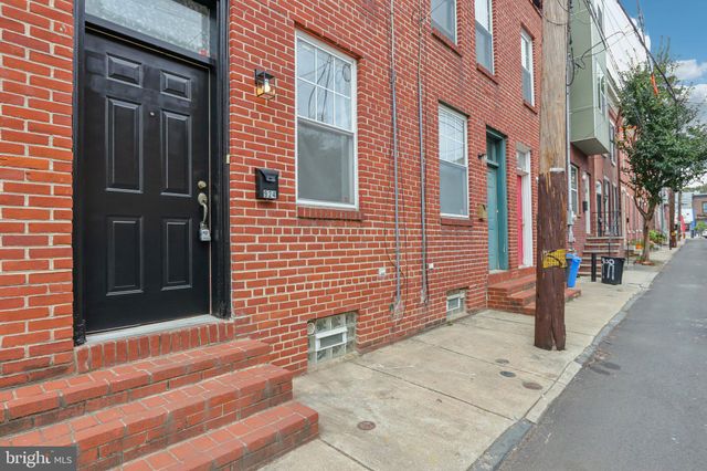 $295,000 | 924 North Bambrey Street | Fairmount-Art Museum