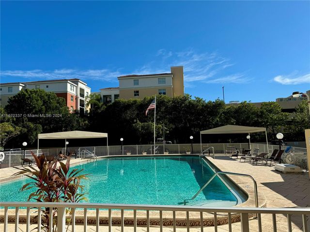 $1,950 | 200 172nd Street, Unit 318 | Sunny Isles Beach