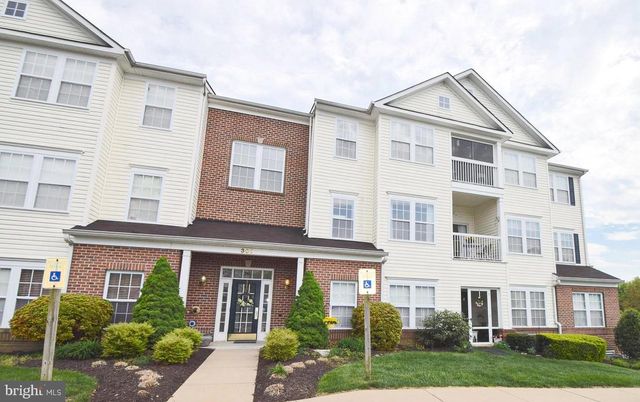 $299,989 | 301 Willrich Circle, Unit G | Spenceola Farms