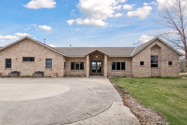 $1,385,000 | 10703 187th Street | Rich Valley Township - McLeod County