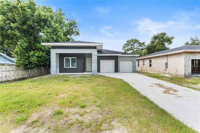 $435,999 | 5438 Brownell Street | Lockhart