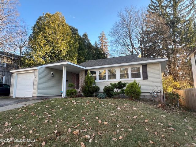 $162,900 | 8 Grandoe Lane | Gloversville