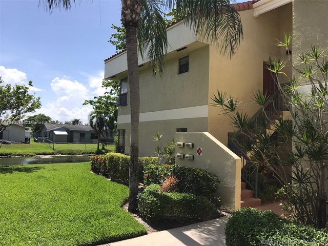 $2,150 | 2496 Northwest 49th Terrace, Unit 756 | Coral Gate