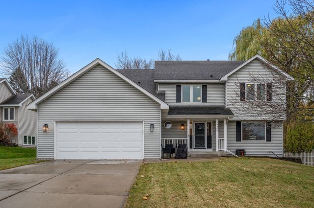 $489,900 | 4357 North River Run | Savage