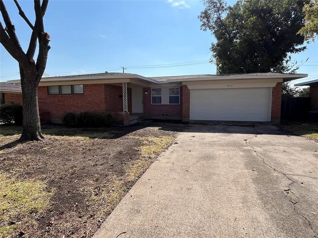 $2,050 | 2214 Mockingbird Lane | Williams