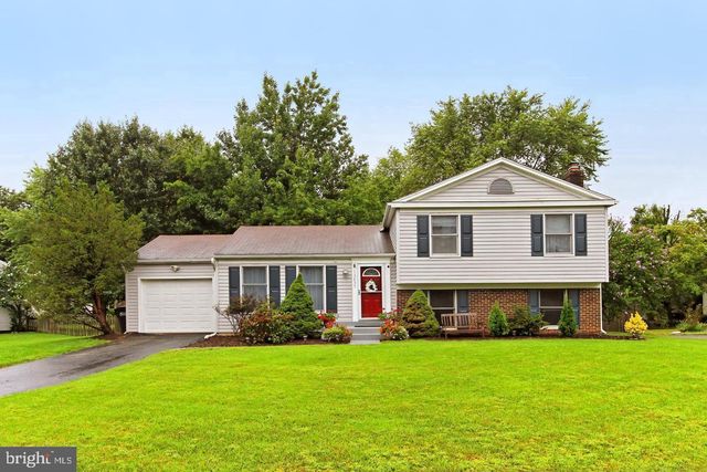 $3,300 | 12635 Etruscan Drive | Fox Mill Estates