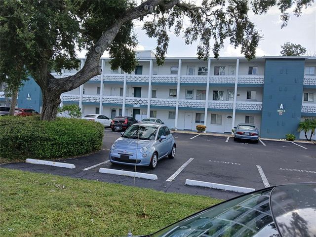 $1,200 | 5929 17th Street West, Unit A22 | Bayshore Gardens