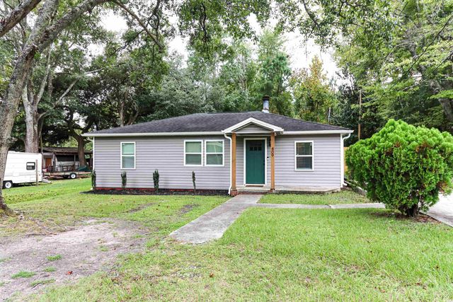 $224,999 | 409 Sycamore Street | Conway