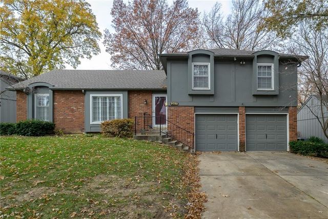 $325,000 | 9732 Slater Lane | Shawnee Mission