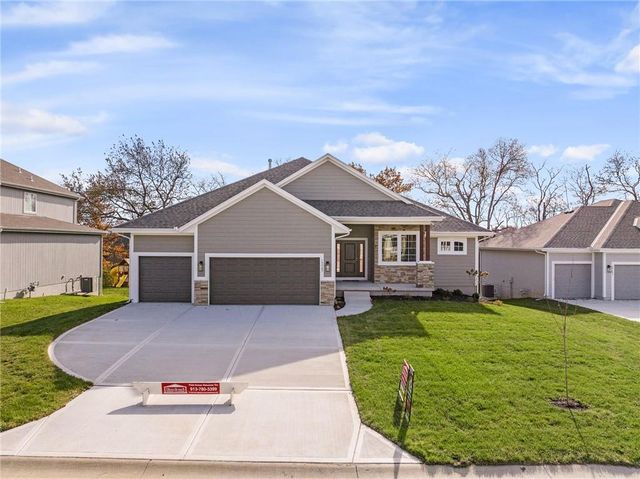 $694,950 | 19692 West 114th Street | Olathe