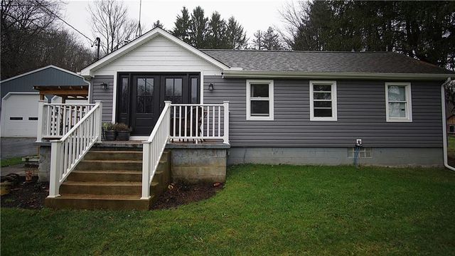 $189,900 | 1686 Harbor Edinburg Road | Union Township - Lawrence County