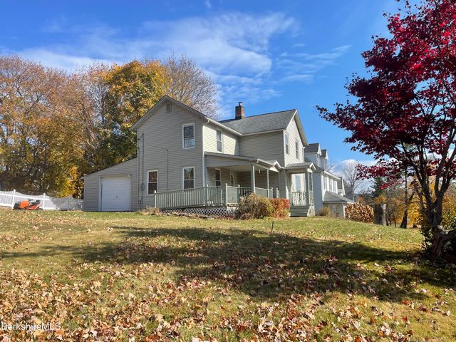 $399,900 | 127 Housatonic Street | New Lenox