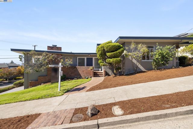 $1,299,988 | 2655 Charleston Street | Lincoln Heights