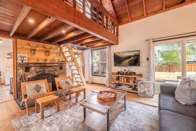 $489,000 | 300 Shakespeare Lane | Big Bear City