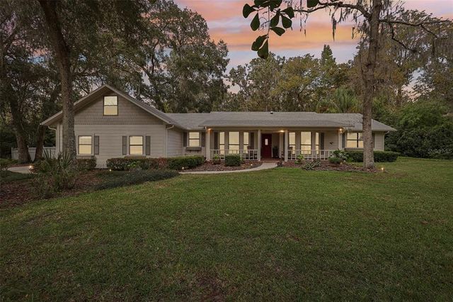 $698,000 | 9222 Southwest 1st Place | Fort Clarke Forest