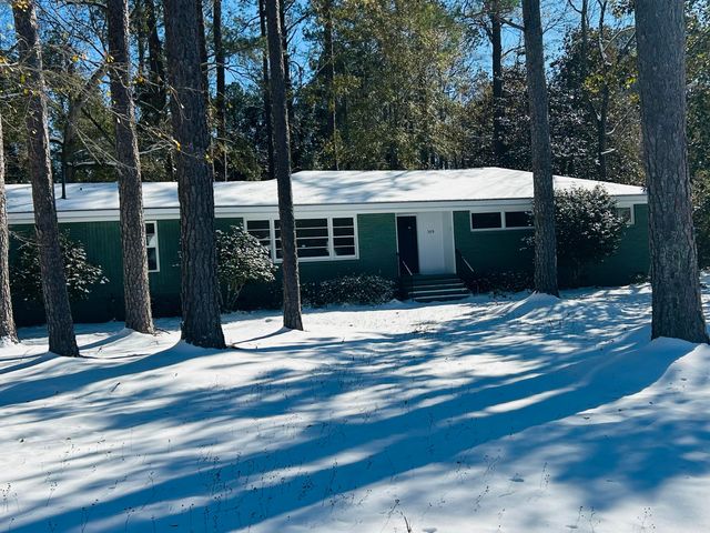 $289,900 | 303 Joey Street | Hampton