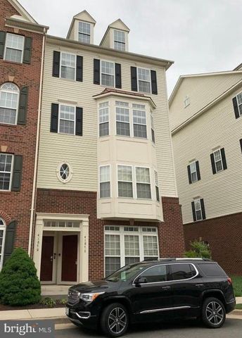 $3,300 | 41870 Inspiration Terrace, Unit 2B | Stone Ridge