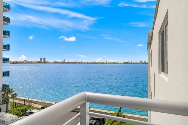 $315,000 | 1880 South Treasure Drive, Unit 4C | Treasure Island