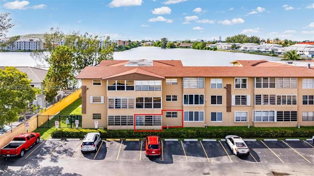 $209,500 | 160 Royal Palm Road, Unit 112 | Hialeah Gardens