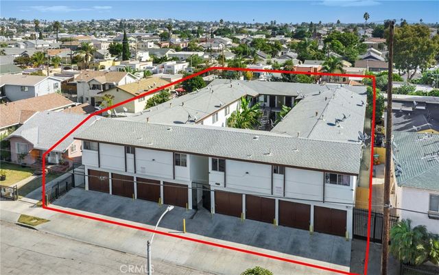 $4,675,000 | 1050 Gaviota Avenue | Alamitos Beach