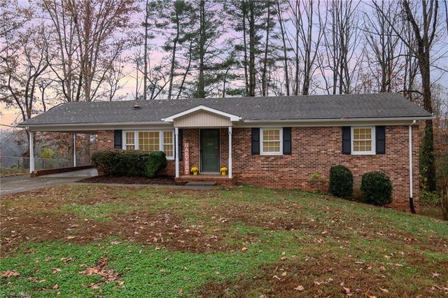 $265,000 | 364 Dudley Avenue | Mount Airy Township - Surry County