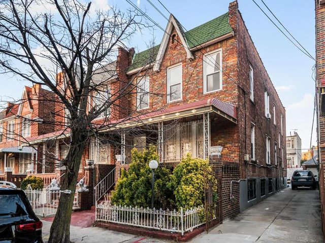 $1,395,000 | 663 East 94th Street | Canarsie