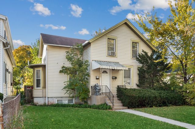 $479,000 | 1802 Hovland Court | Evanston