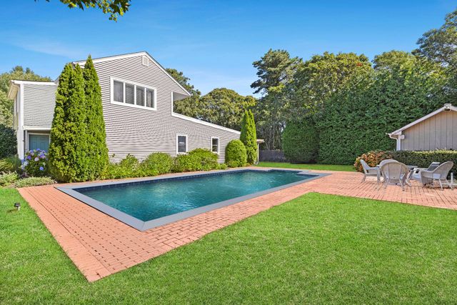 190 A Wakeman Road | Hampton Bays