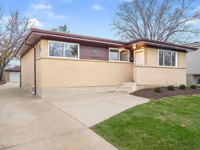 $535,000 | 574 Coolidge Avenue | Glen Ellyn