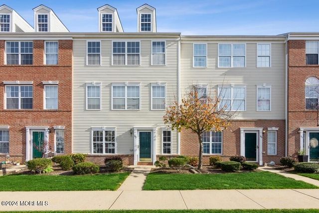 $509,000 | 107 Pointe Of Woods Drive, Unit 524 | Sayreville