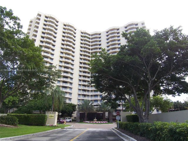 $2,500 | 3300 Northeast 191st Street, Unit 308 | Parc Central Aventura