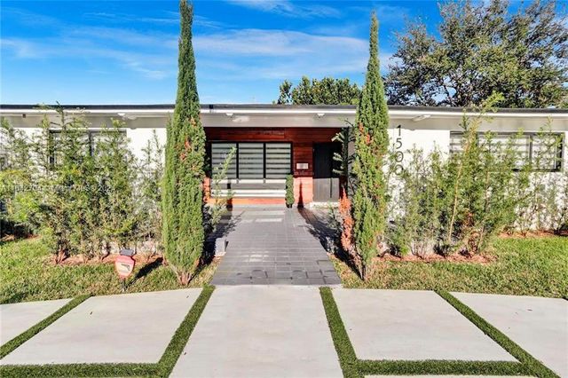 $795,000 | 1500 North Park Road | Hollywood Hills